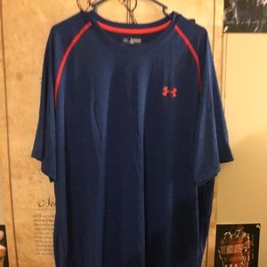 Men’s Under Armour Shirt (XXL)
